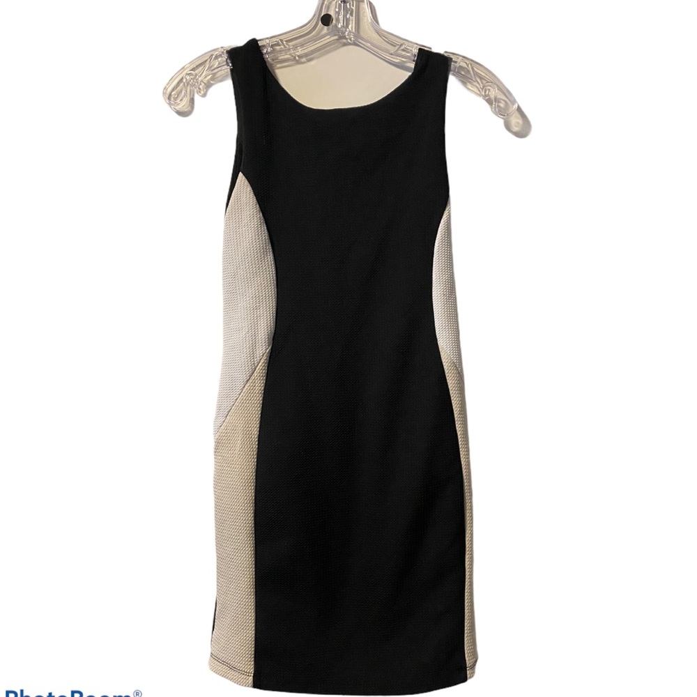 LIKE NEW color block elegant bodycon work dress